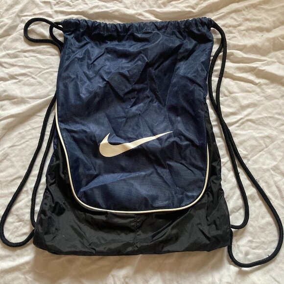NWOT Nike Drawstring Backpack - Picture 1 of 4